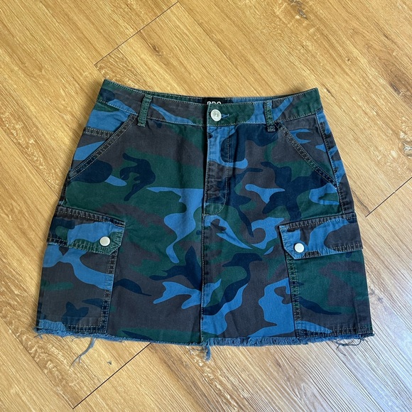 Urban Outfitters BDG navy blue army skirt - Picture 1 of 3